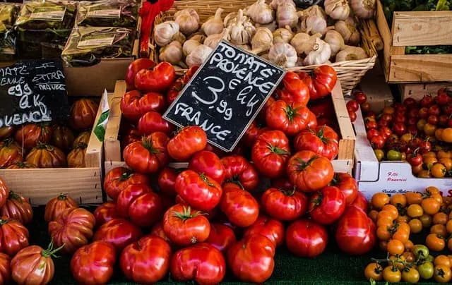 Explore Local Markets for Unique Flavours
